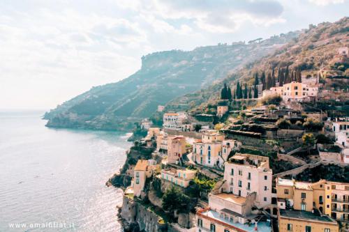 amalfi coast italy